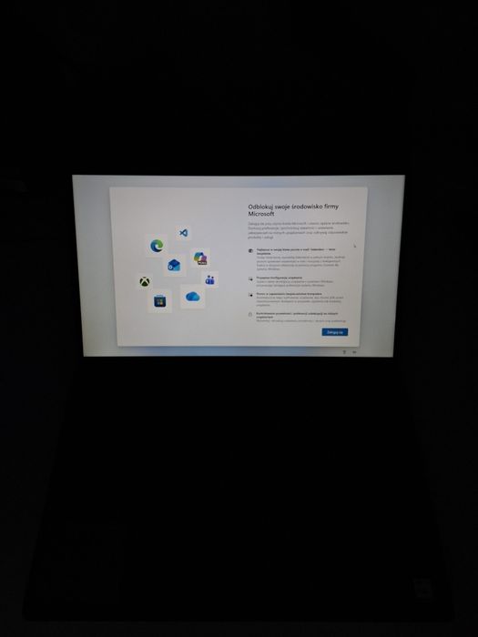 Nowy laptop Dell Inspiron 3530