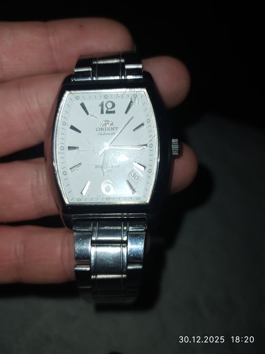 Часы ORIENT механические с автоподзаводом, водонепроницаемые