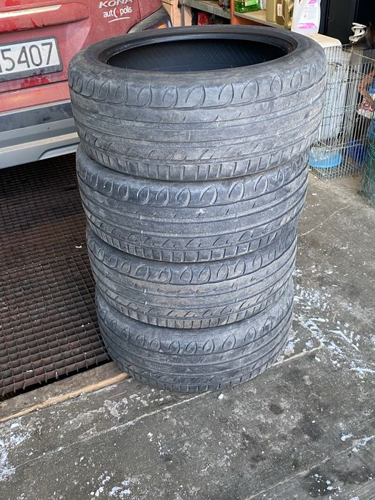 Opony samochodowe 235/45 ZR 18 98Y