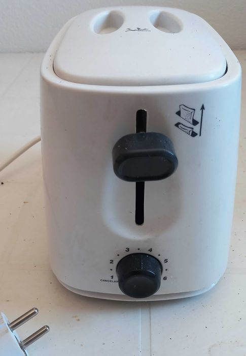 Torradeira Dupla Proteção Crianças