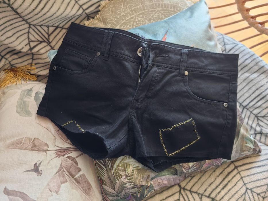 Krótkie spodenki na lato Terranova L