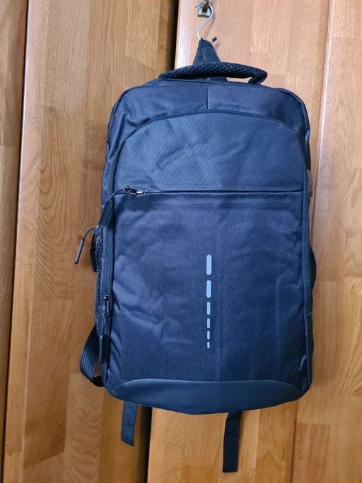 Рюкзак новий із  USB Oxford 15,6“ чорний