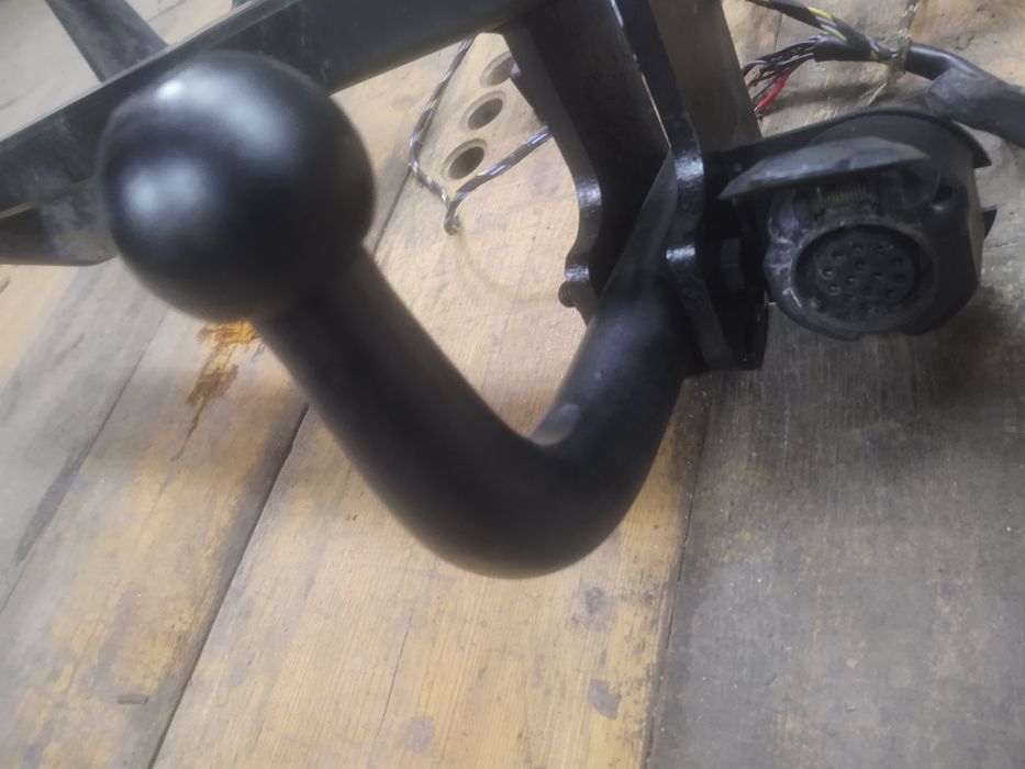 Фаркоп Дачія Сандеро 2007-12 року