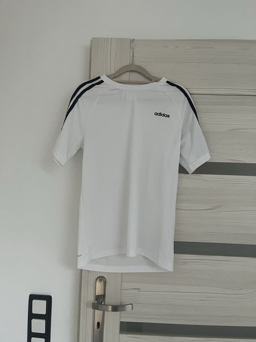 T-shirt sportowy damski Adidas