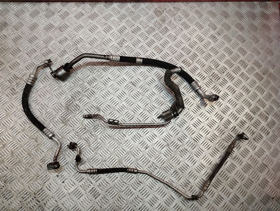 Трубка кондиционера Віто 639 комплект трубок Mercedes Vito W639