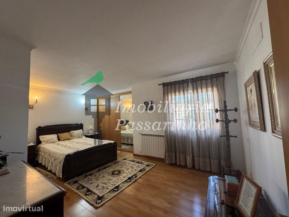 Moradia T3 isolada c/anexo - Aroeira
