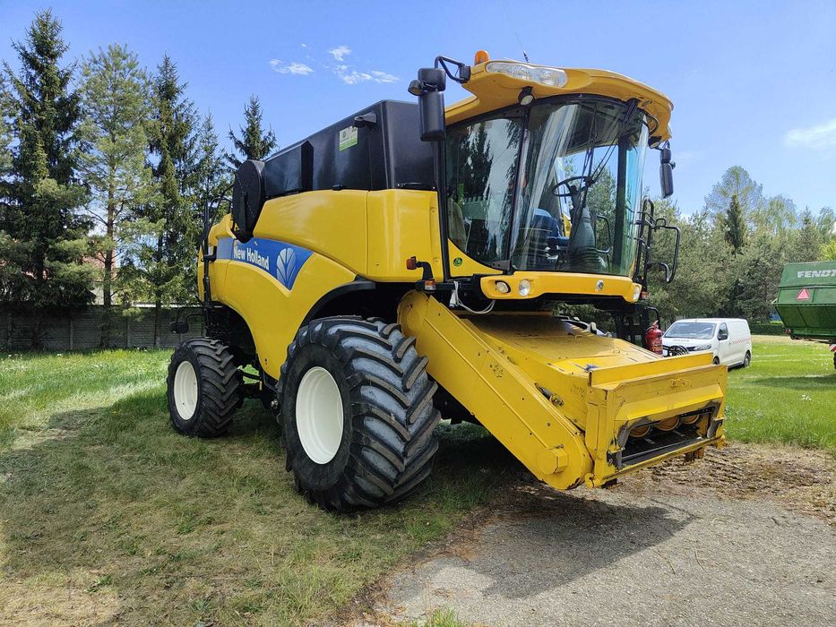 Kombajn New Holland