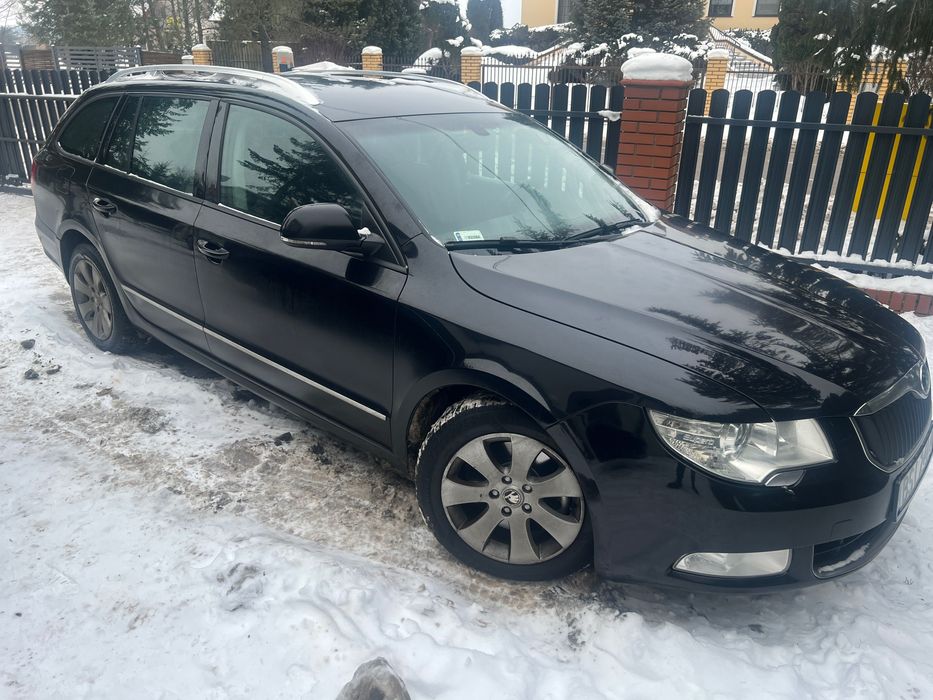 Skoda SUPERB 1.6TDI  2011r stan bdb