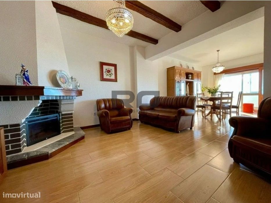 Apartamento T2+1 Fórum Maia