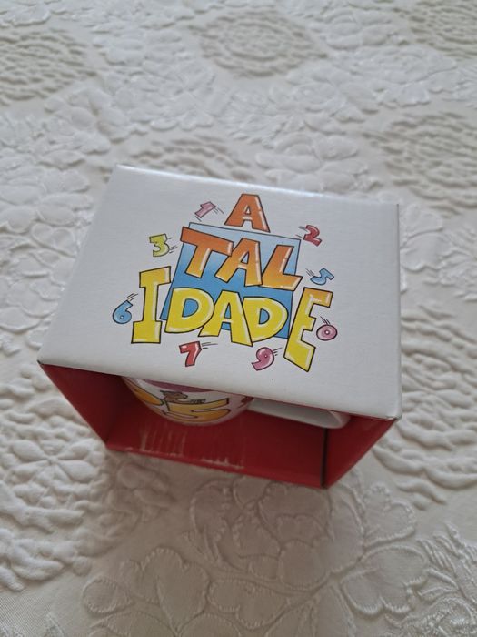 Caneca Parabéns 25 anos