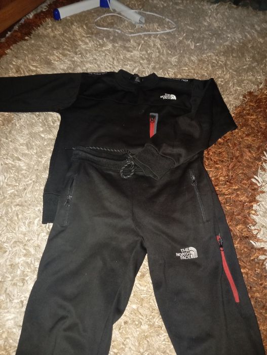 Костюм спортивний