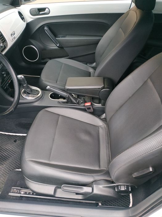 Продам vw deetle 2013 1.8т 10300 долларов