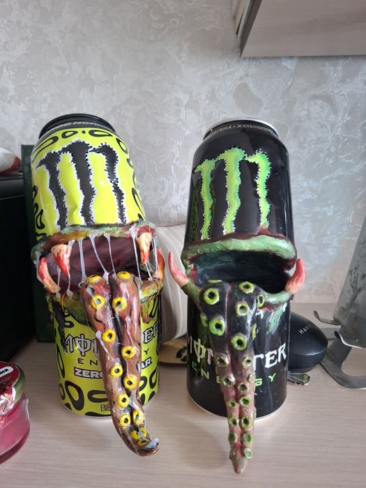 Фигурка из банки Monster energy