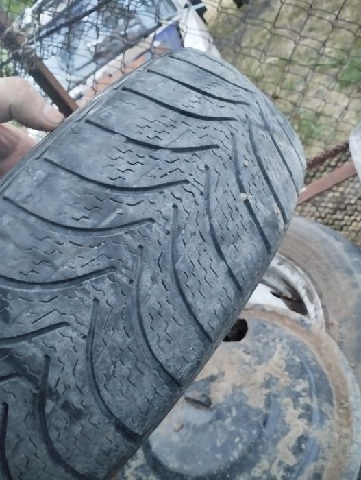 175/65/14 на запаску без гуль и порезов