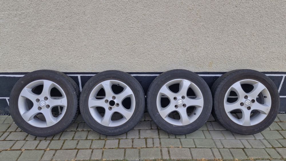 Диски /титани Suzuki Swift 4/100 R15/на літній резині Nexen 185/60/R15