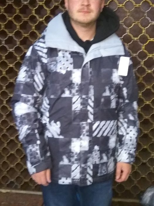 Куртка сноубордическая Quiksilver серая с мембраной 10K