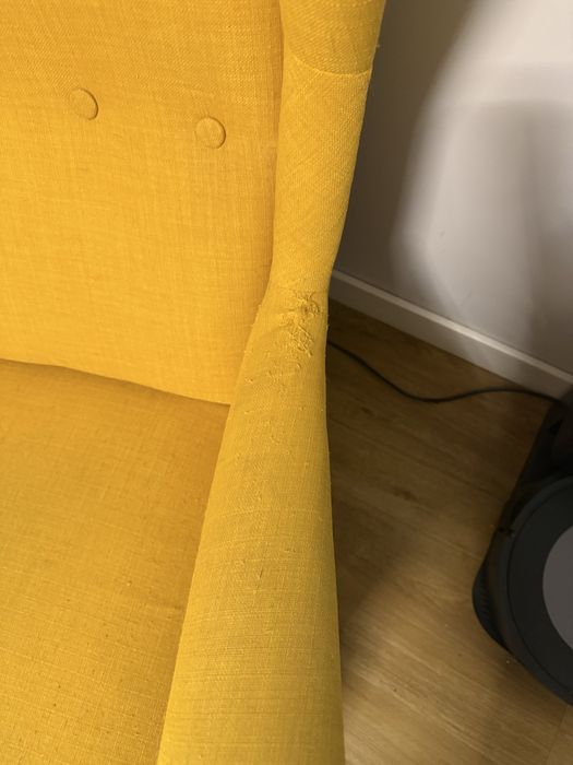 Poltrona cadeirão ikea Strandmon e pousa pés