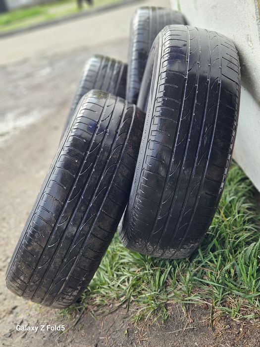 215 65 16 bridgestone dueler h/p sport