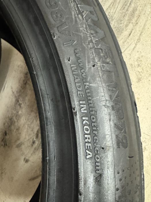 2x Opony Zimowe Kumho WinterCraft WP72 245/40R19 98 V XL