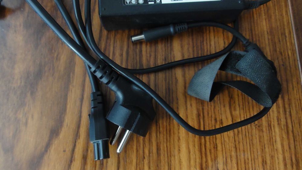 Zasilacz do laptopów Dell 19.5V 4.62A 90W 7.4x5.0