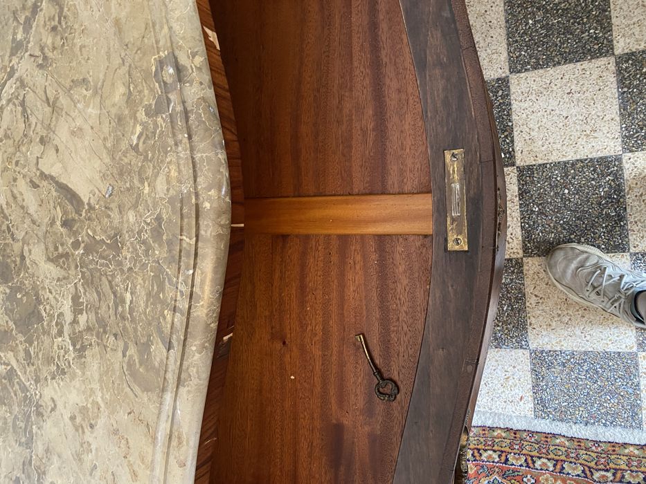 Cómoda Estilo Luís XV