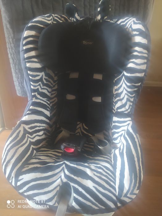 Sprzedam Fotelik samochodowy Britax & Romer King Plus Smart Zebra 9-18