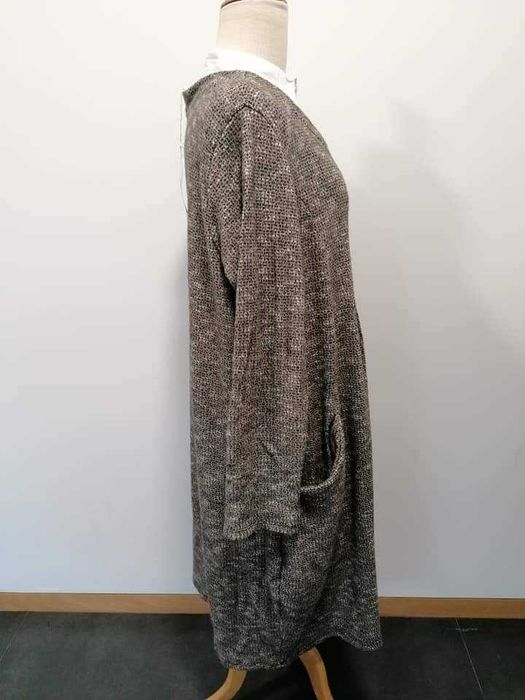 Vestidos novos, um de ganga o outro de inverno