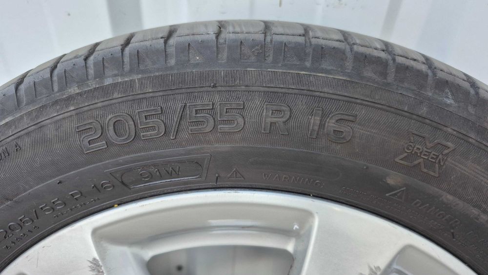 4 Jantes Originais Audi 16 Polegadas 5x112 ET42 7Jx16 + pneus 205/55 R16 Michelin meio piso