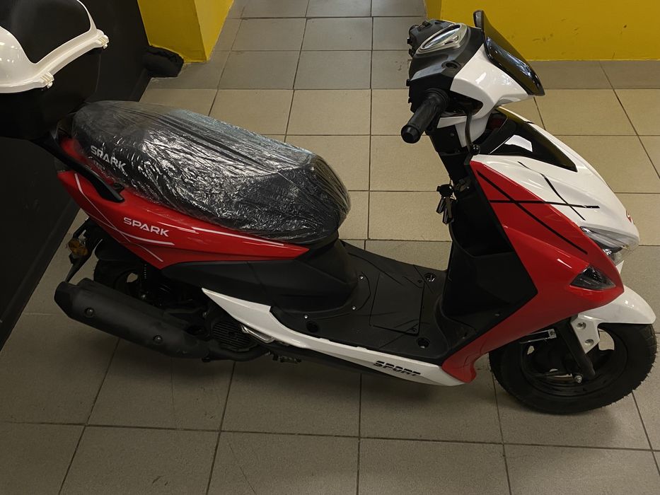 Скутер SPARK SP125S-15N