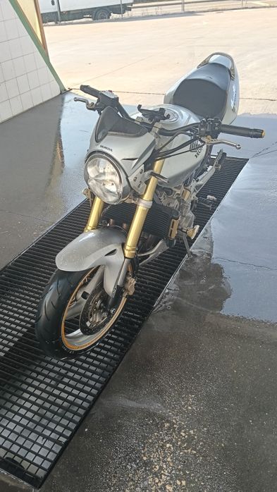 Honda hornet 71kw
