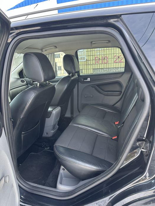 Ford Focus 2008 рік 1.6 бензин