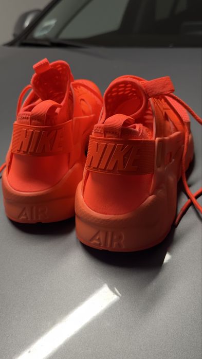 Nike Huarache Run Ultra novos