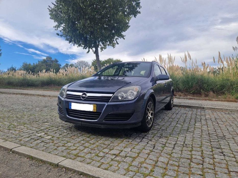 Opel Astra H Caravan 1.3 CDTI 90cv — Económica, Espaçosa e Prática