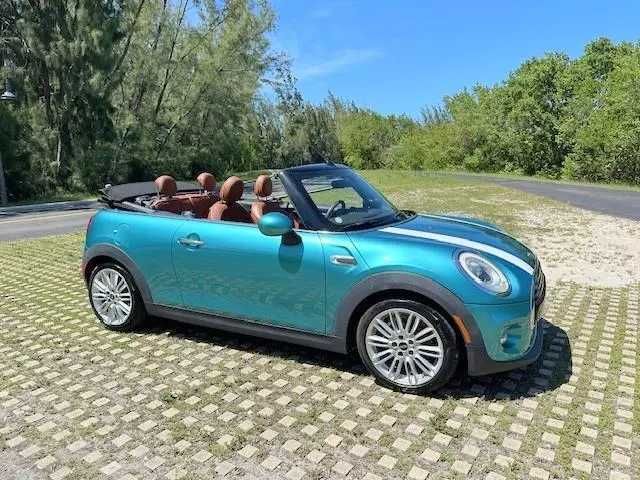 2017 MINI Cooper