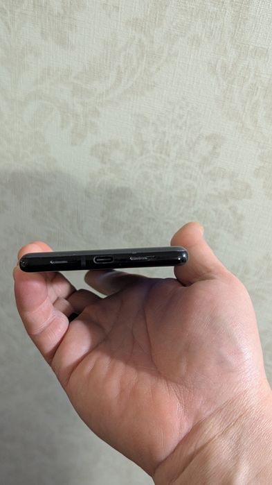 Google pixel 6 pro 12/128 гарний стан, neverlook