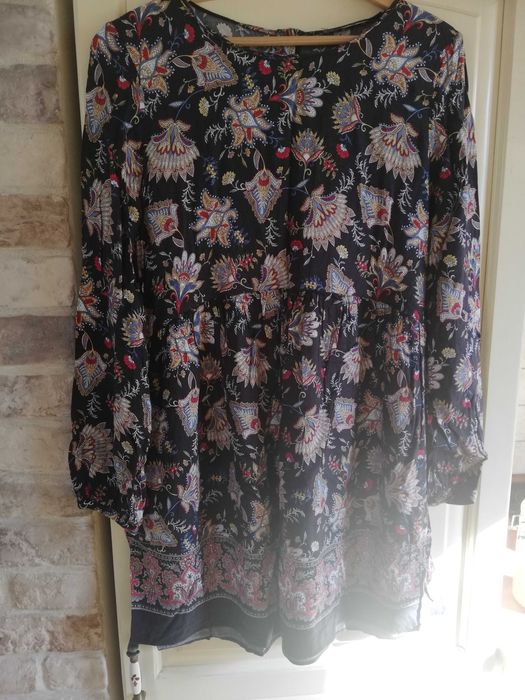 Zara krótka sukienka s