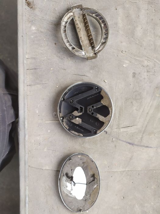 Оригінальні значки фольцваген тоїота нісан