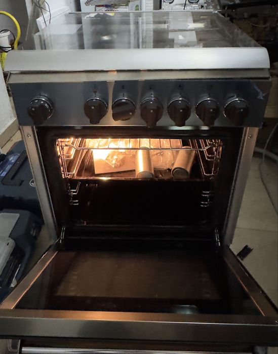 Fogão  a gas LA GERMANIA AMN 664 EXV BT (56 L - Elétrico e Gás Butano