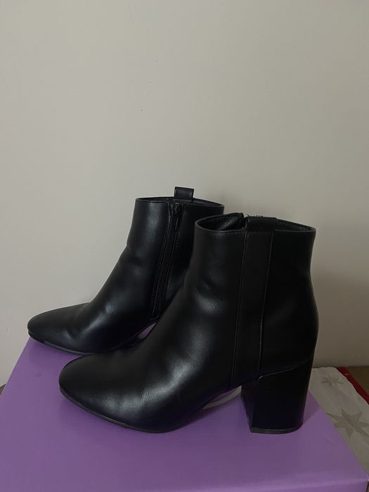 Czarne botki buty zimowe