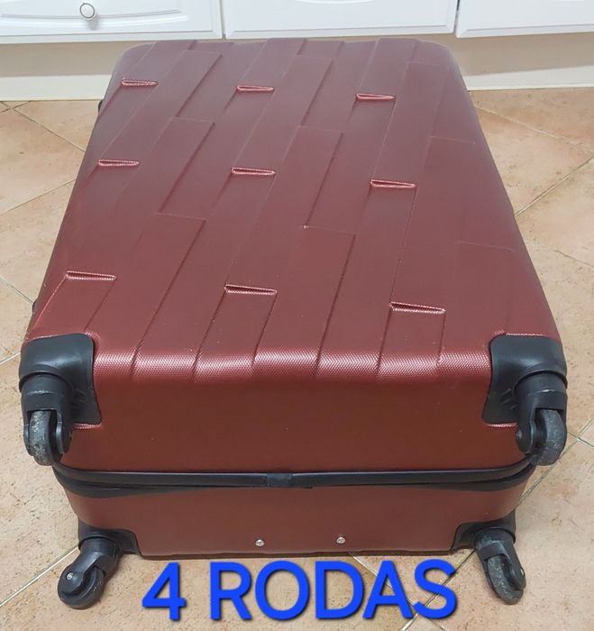 MALA DE VIAGEM DE PORÃO. Casa,Férias,Mudanças,Quarto,Arrumação,Sala.