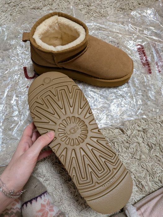 UGG Classic Ultra Mini platform Chesthut