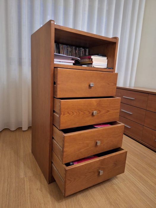 Camiseiro em cerejeira