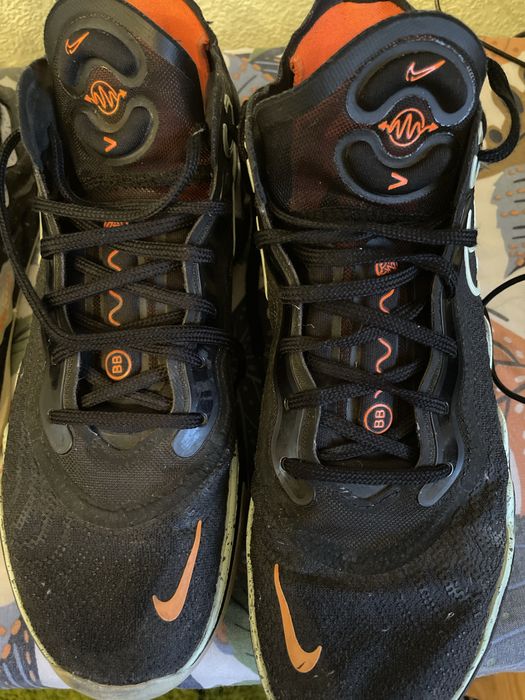 Кросівки Nike ……..