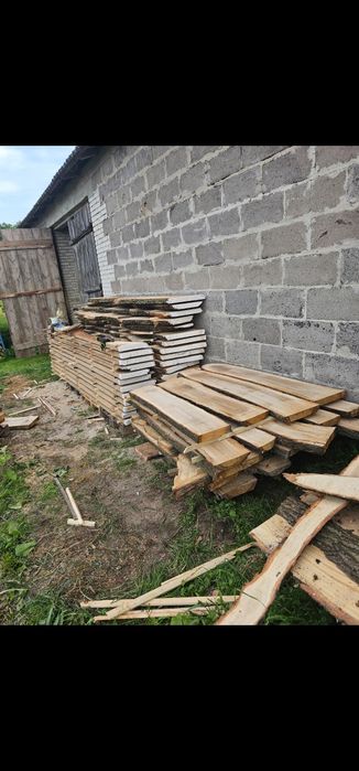 Deski dębowe 5–6 cm, sezonowane 3 lata, szerokie, ok. 3,3 m³