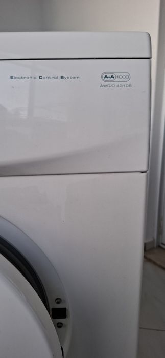 Máquina lavar roupa