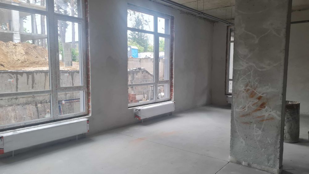 Продаж апартаментів/офісу 80,8 м² в Брюховичах від забудовника