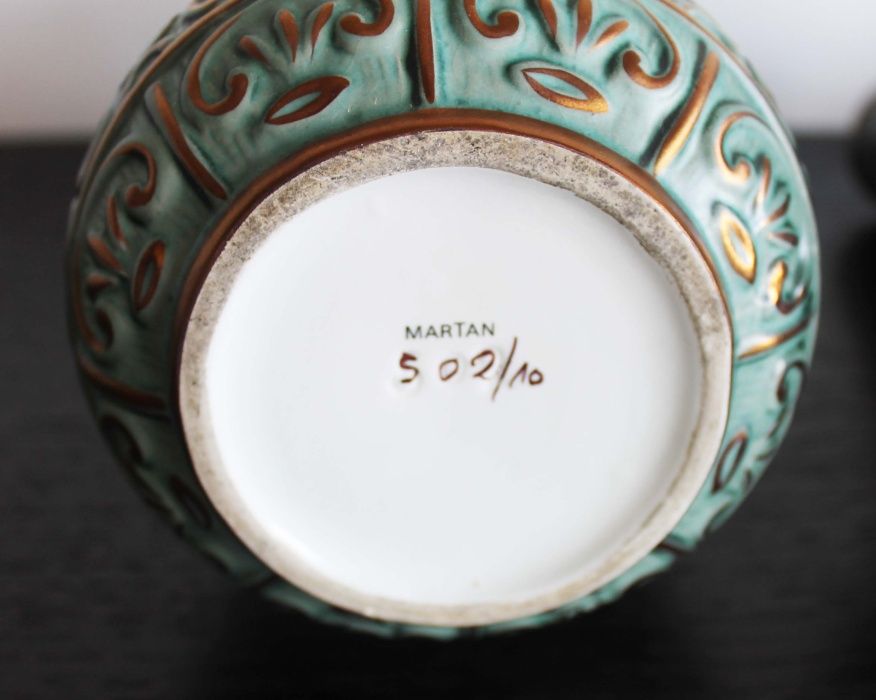 Antigas peças decorativas da fábrica Martan de Alcobaça