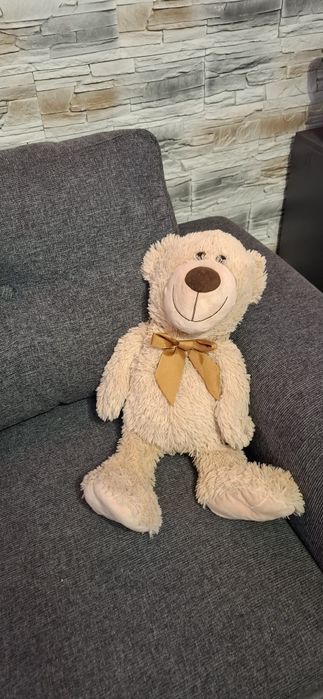 Duzy miś z Smyka uszatek przytulanka