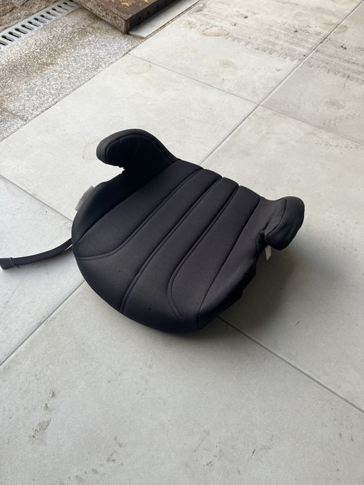 Cadeiras auto e brinquedos