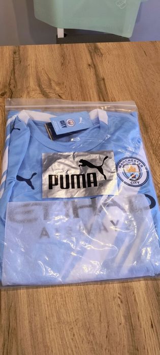 Sprzedam nową koszulkę Manchester City